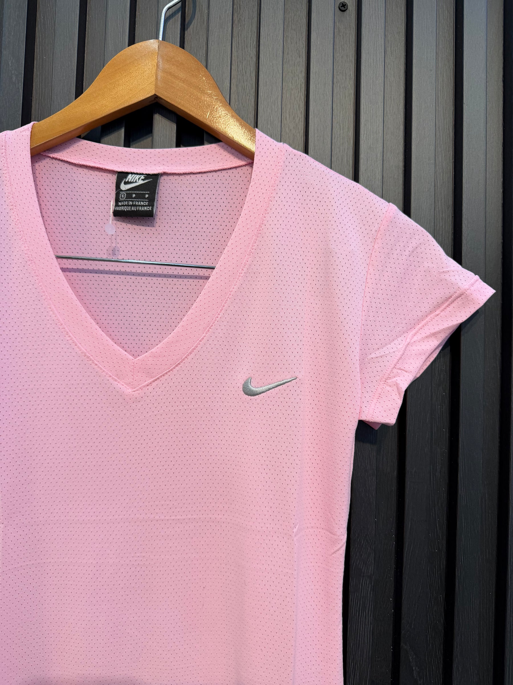 Camiseta Dri-Fit Nike – Feminino