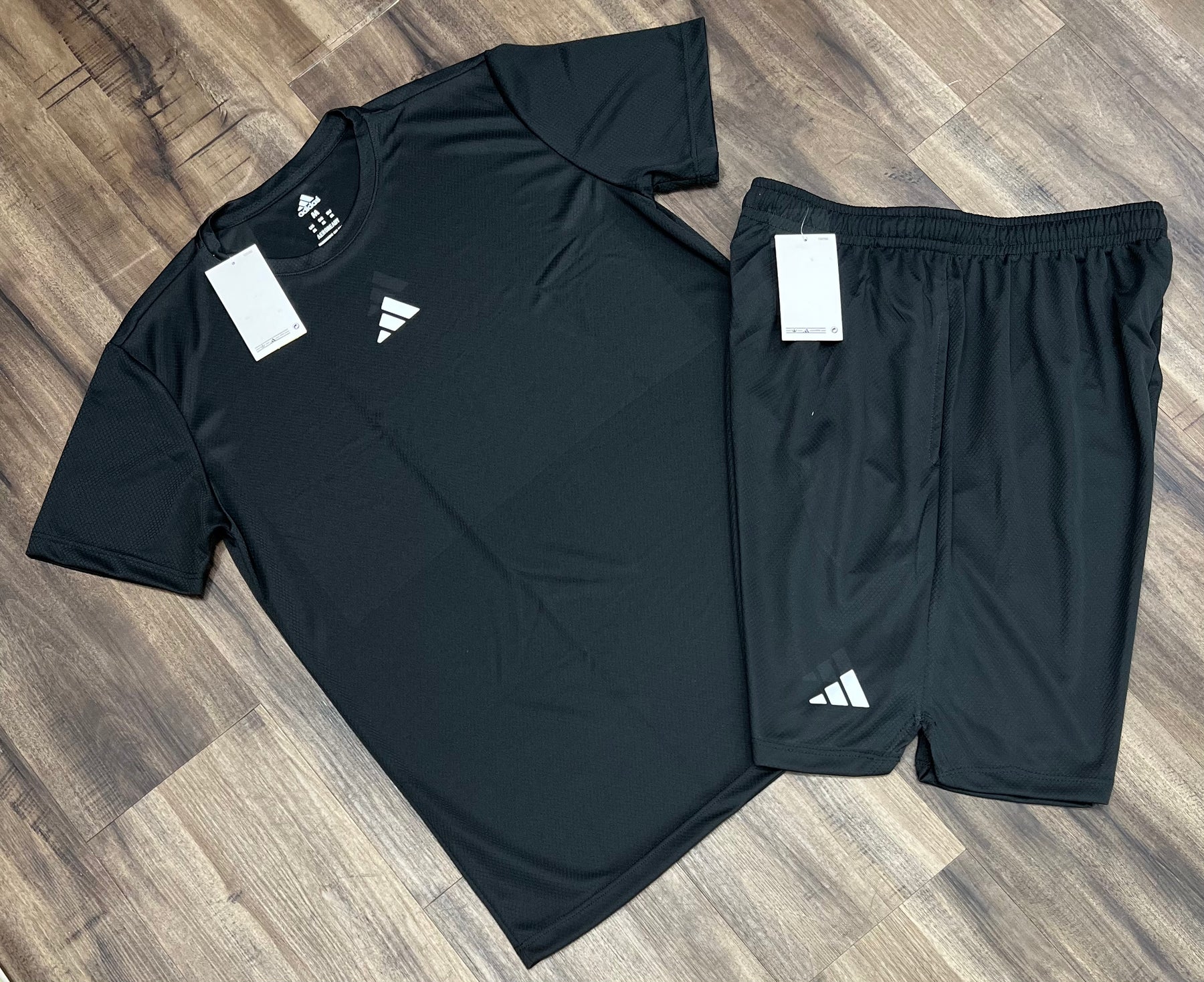 Conjunto Dri-Fit: Camiseta + Shorts - Adidas