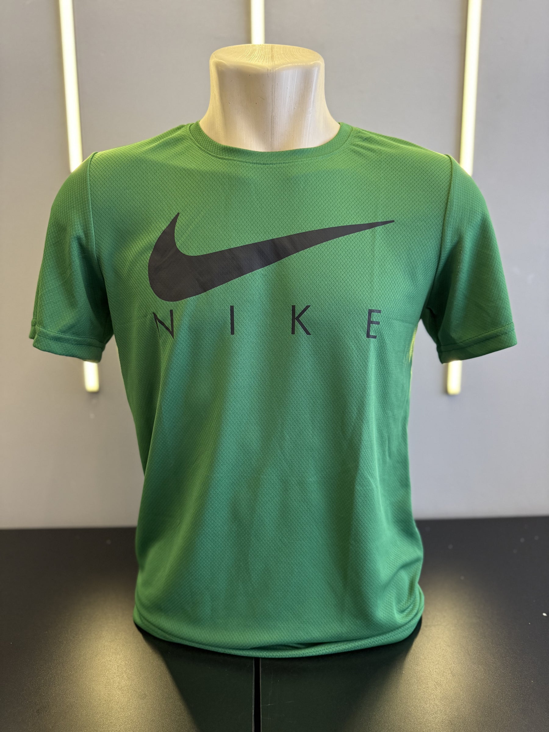 Camiseta nike dri-fit unidade