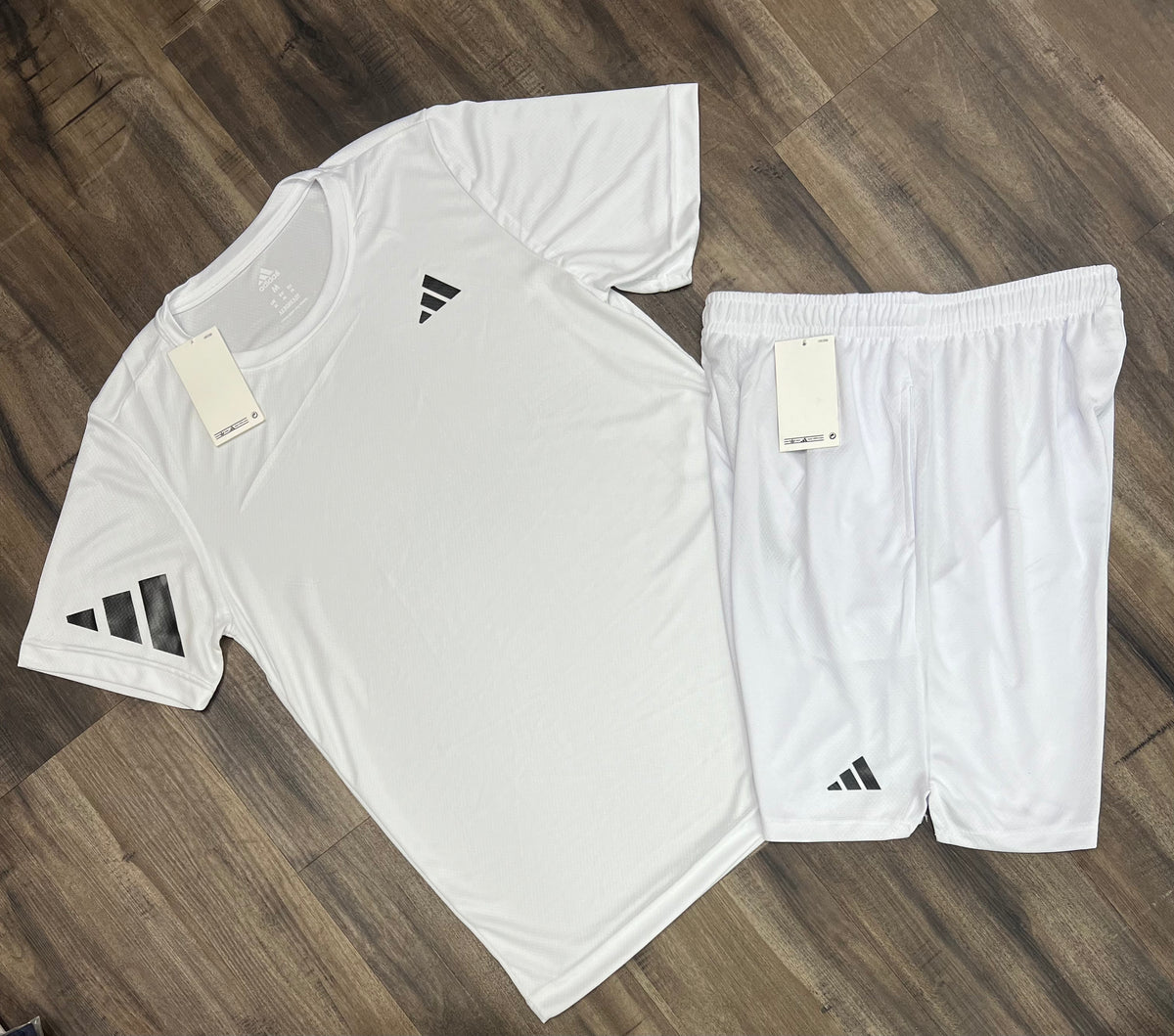 Conjunto Dri-Fit: Camiseta + Shorts - Adidas