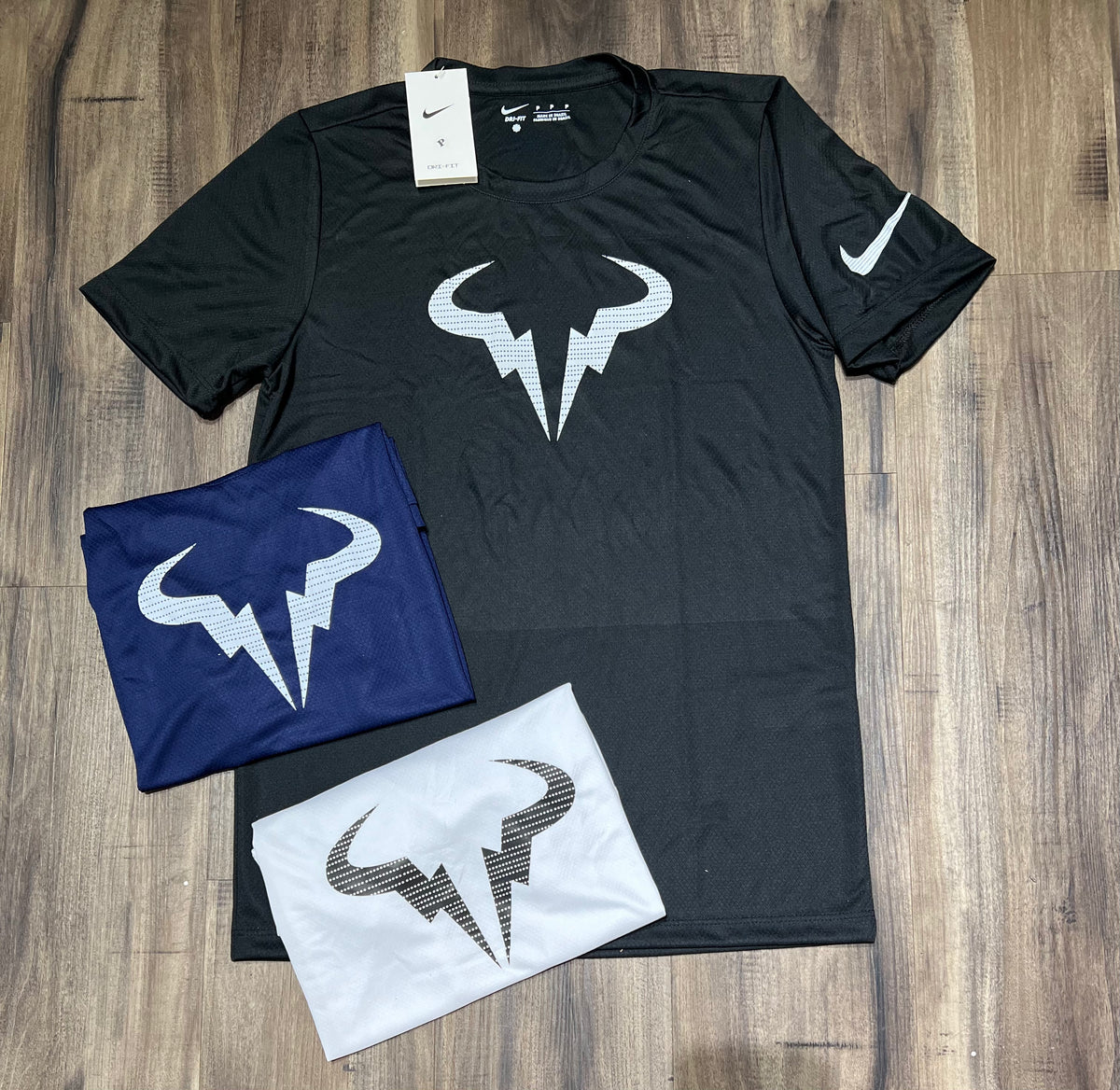 Kit com 3 camisetas Nike dri-fit