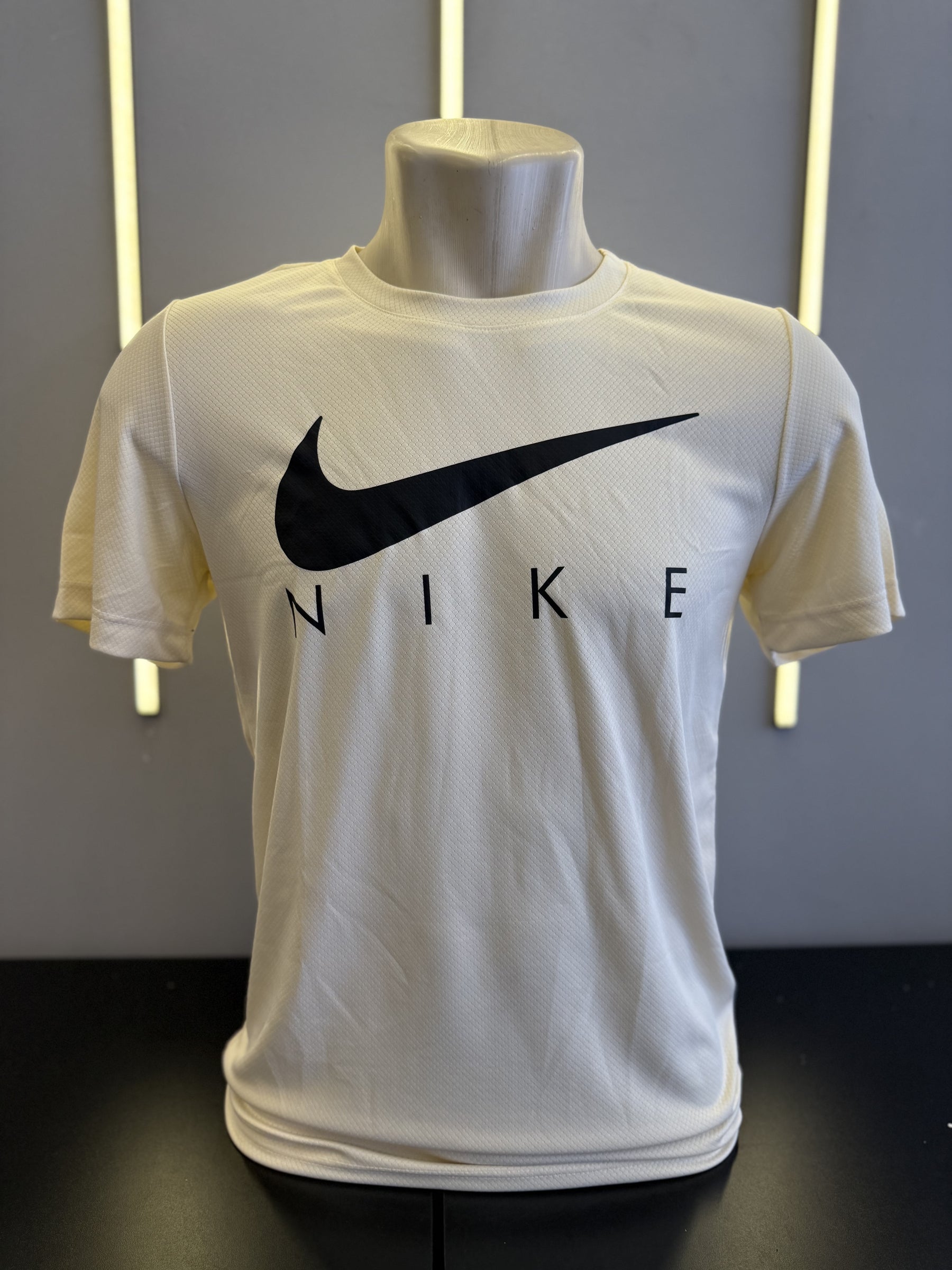 Camiseta nike dri-fit unidade