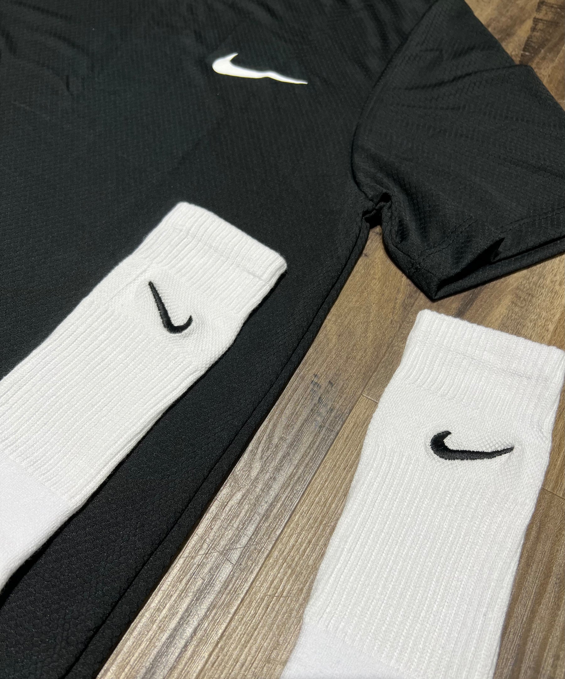 Oferta Kit nike camiseta shorts e meia