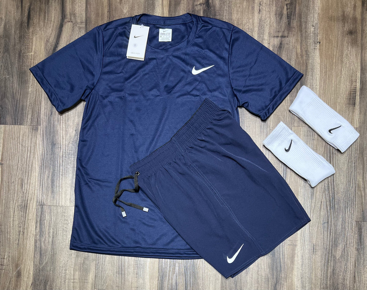 Oferta Kit nike camiseta shorts e meia