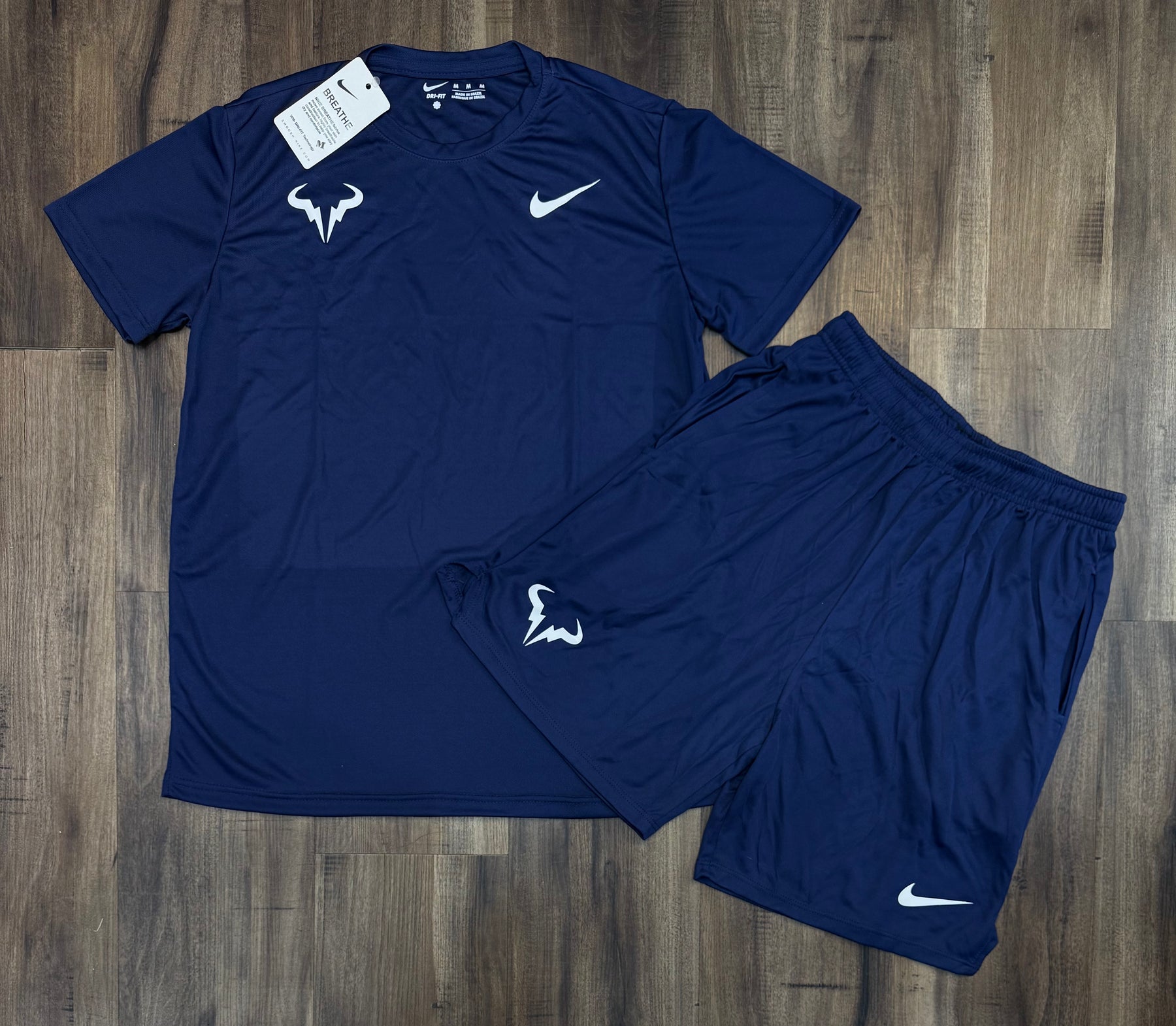 Conjunto Dri-Fit: Camiseta + Shorts - Nike