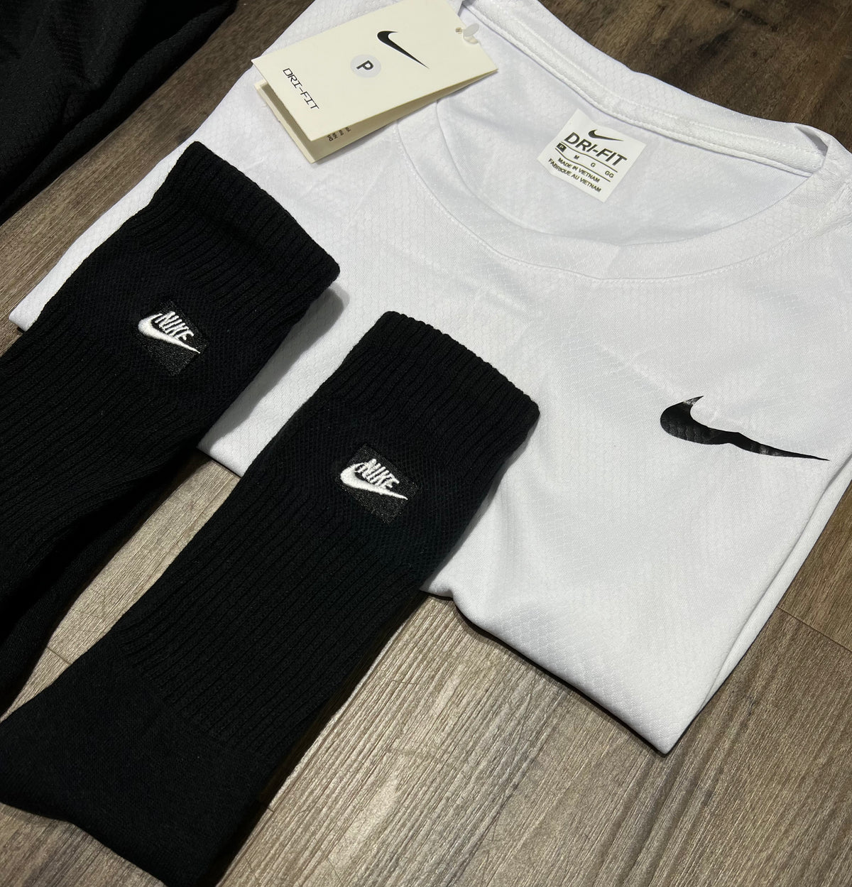 Oferta Kit nike camiseta shorts e meia