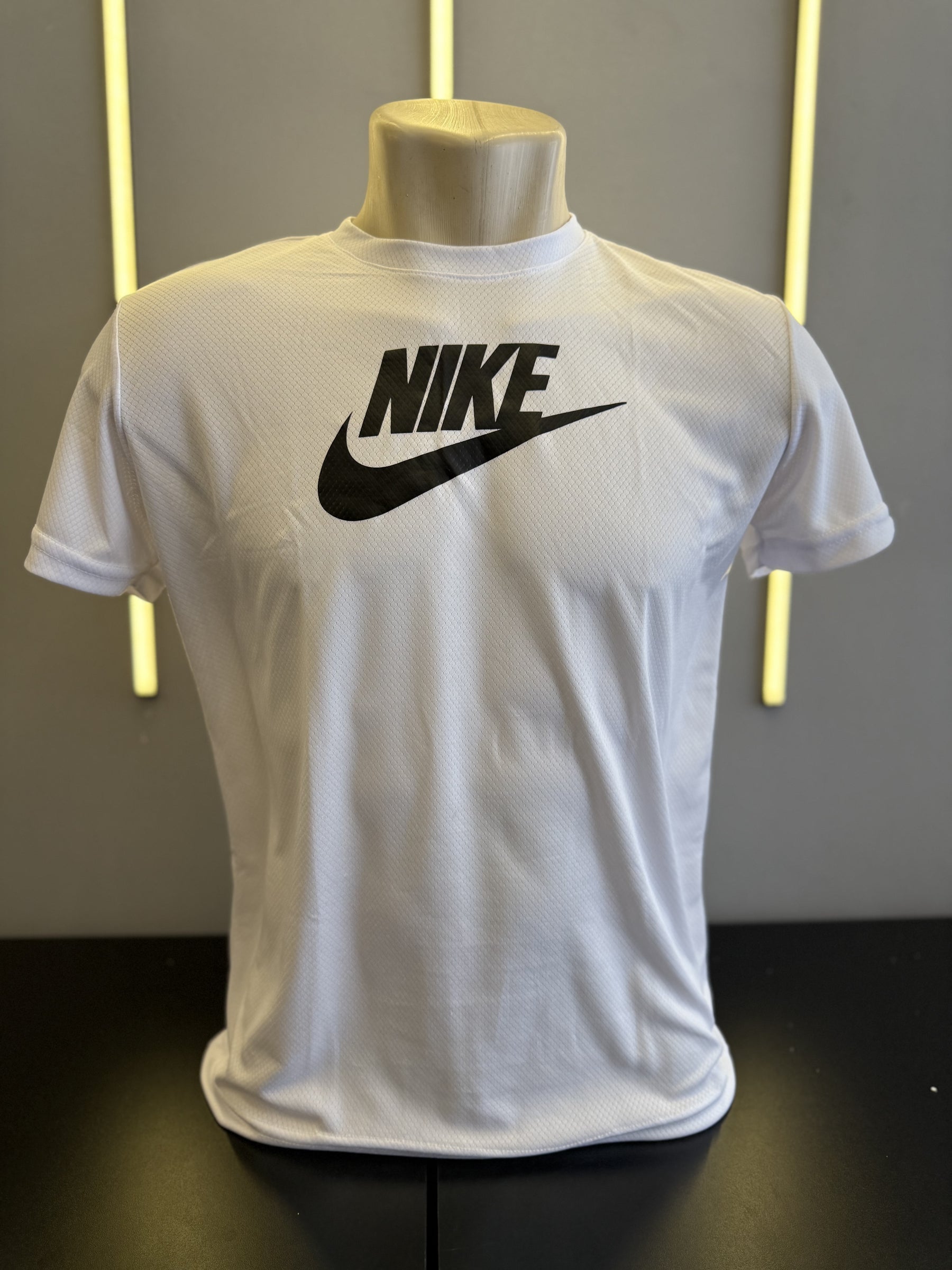 Camiseta nike dri-fit unidade
