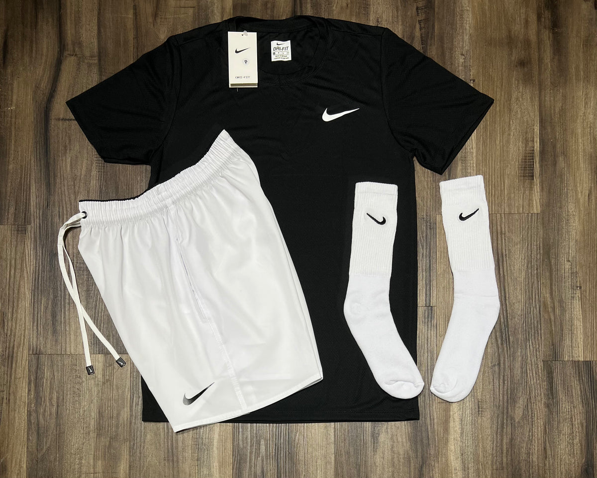 Oferta Kit nike camiseta shorts e meia