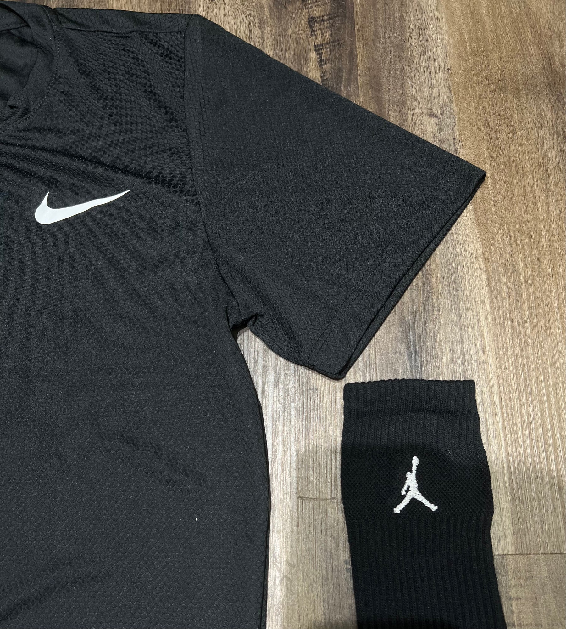 Oferta Kit nike camiseta shorts e meia