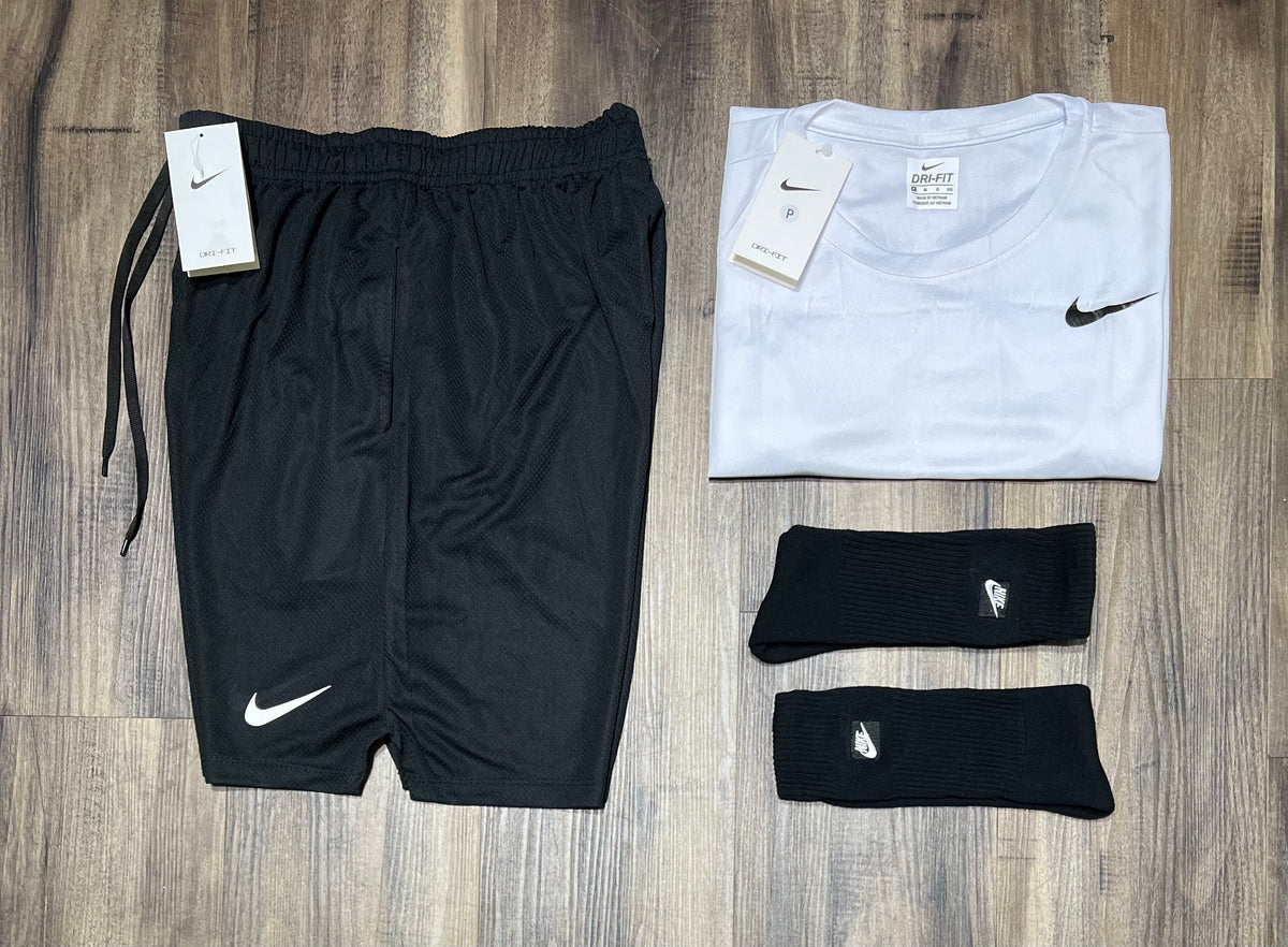 Oferta Kit nike camiseta shorts e meia
