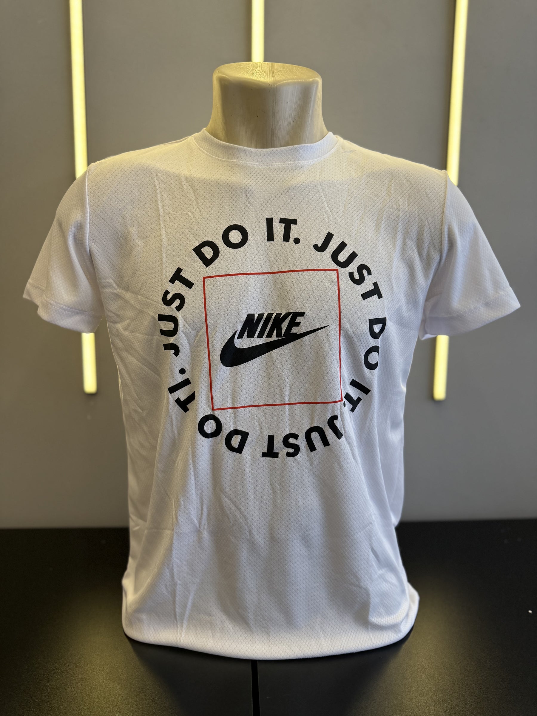Camiseta nike dri-fit unidade