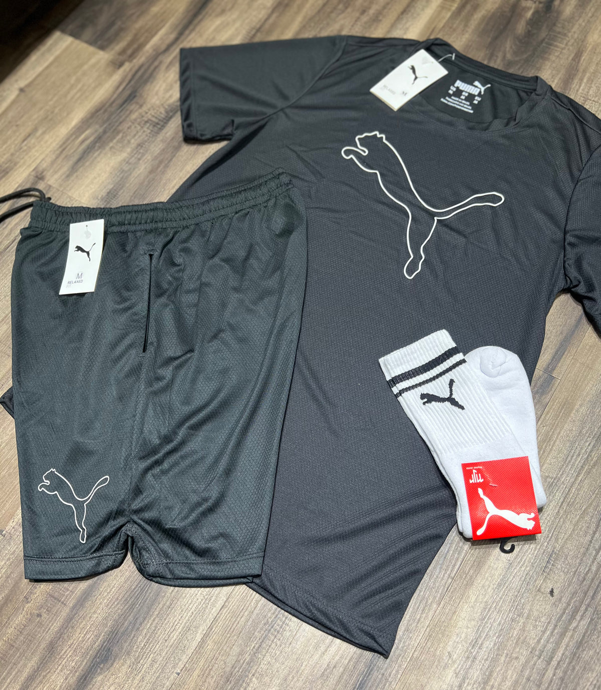 Oferta Kit puma camiseta shorts e meia