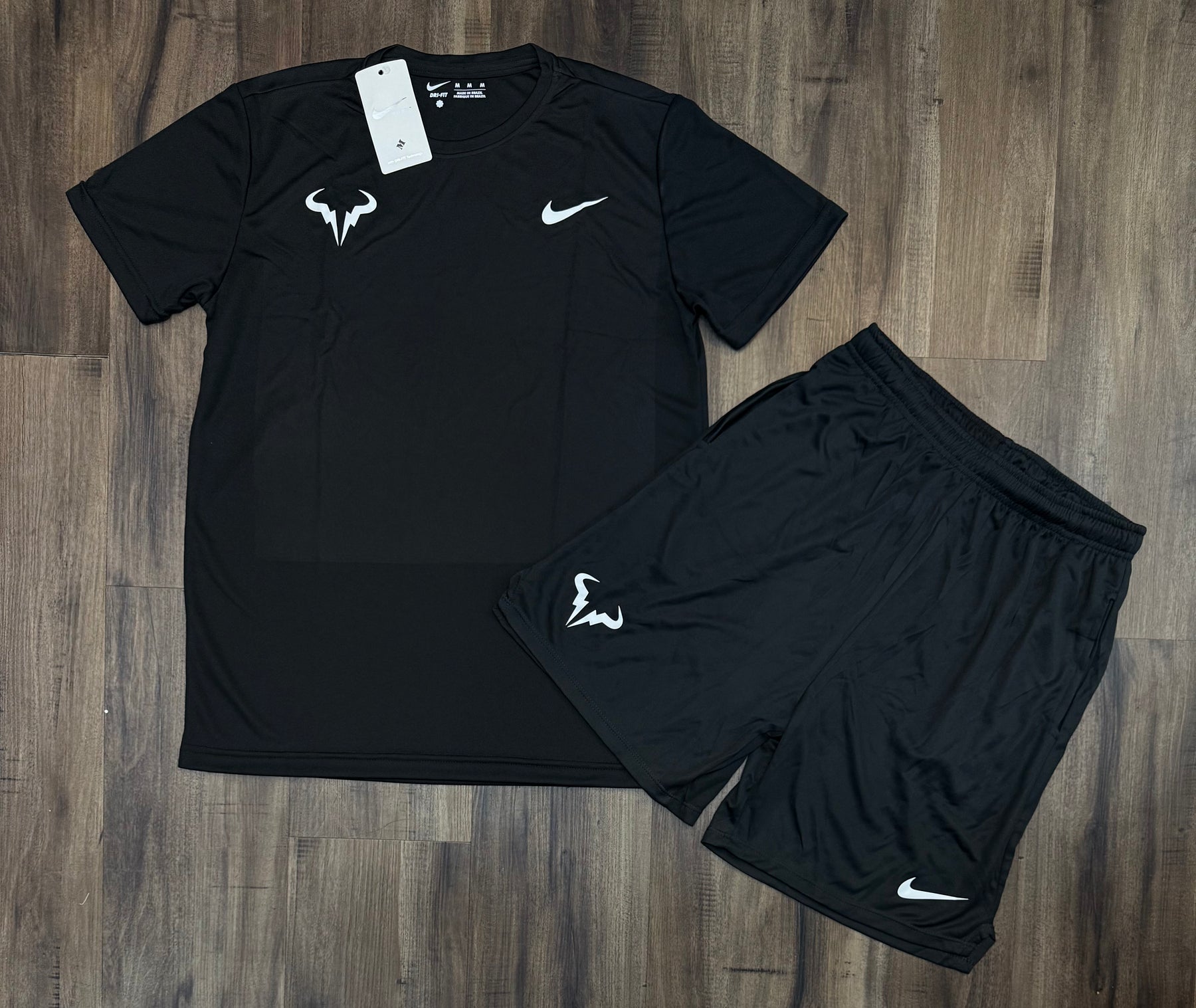 Conjunto Dri-Fit: Camiseta + Shorts - Nike