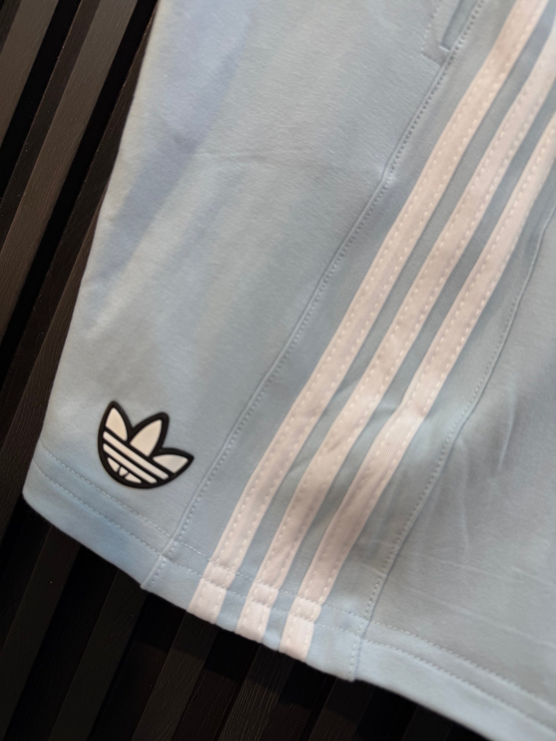 Shorts Moletinho - Adidas retrô
