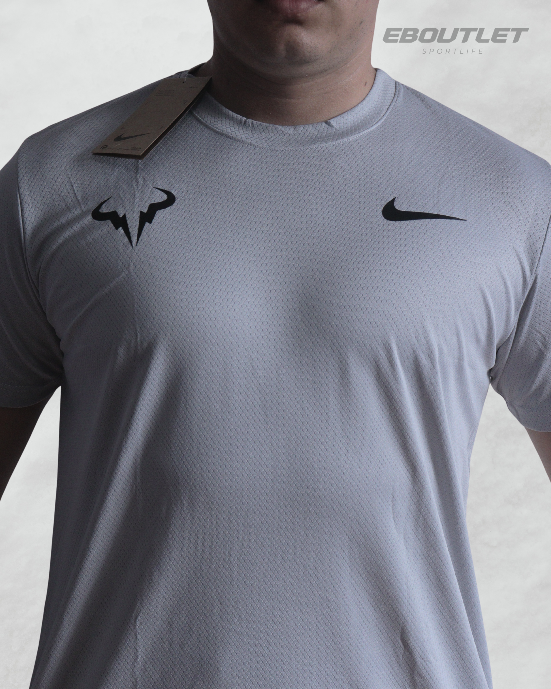 Conjunto Dri-Fit: Camiseta + Shorts - Nike / R. Nadal