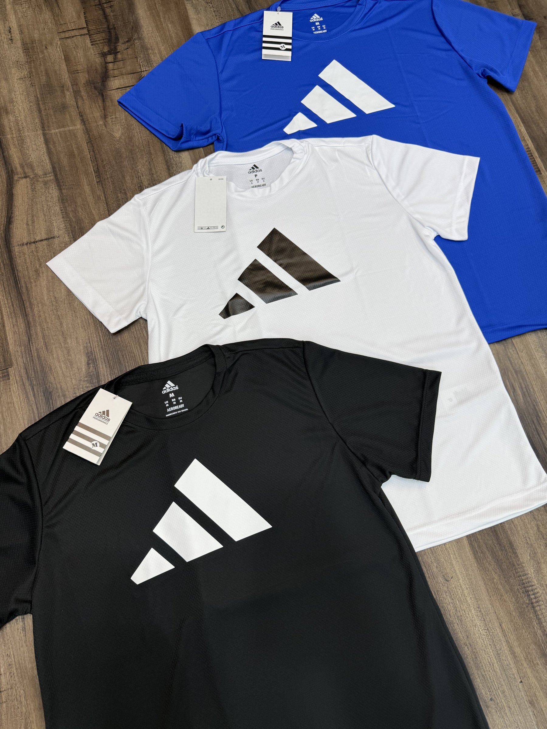 Kit com 3 camisetas adidas dri-fit