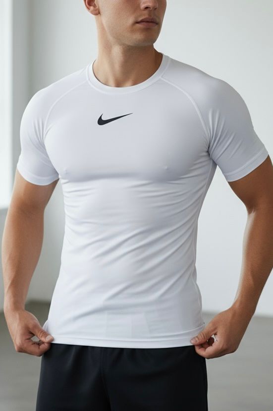 Camiseta Térmica Nike NOCTA Lançamento Compressão