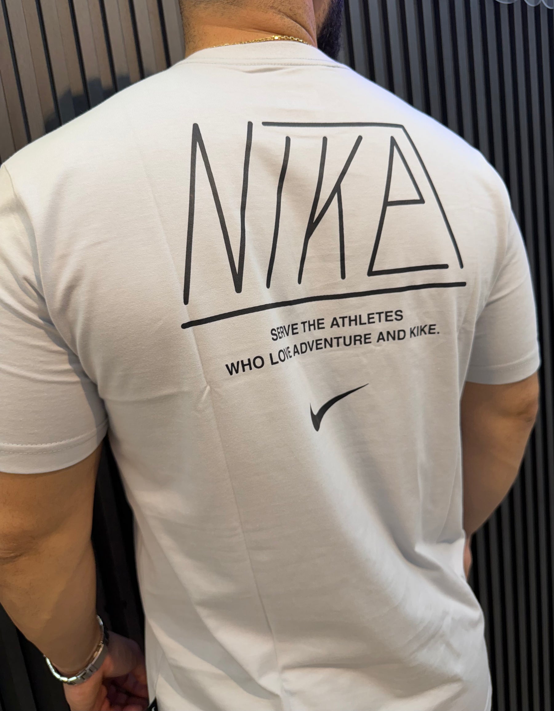 Camiseta Nike Athletes - Malha 30.1