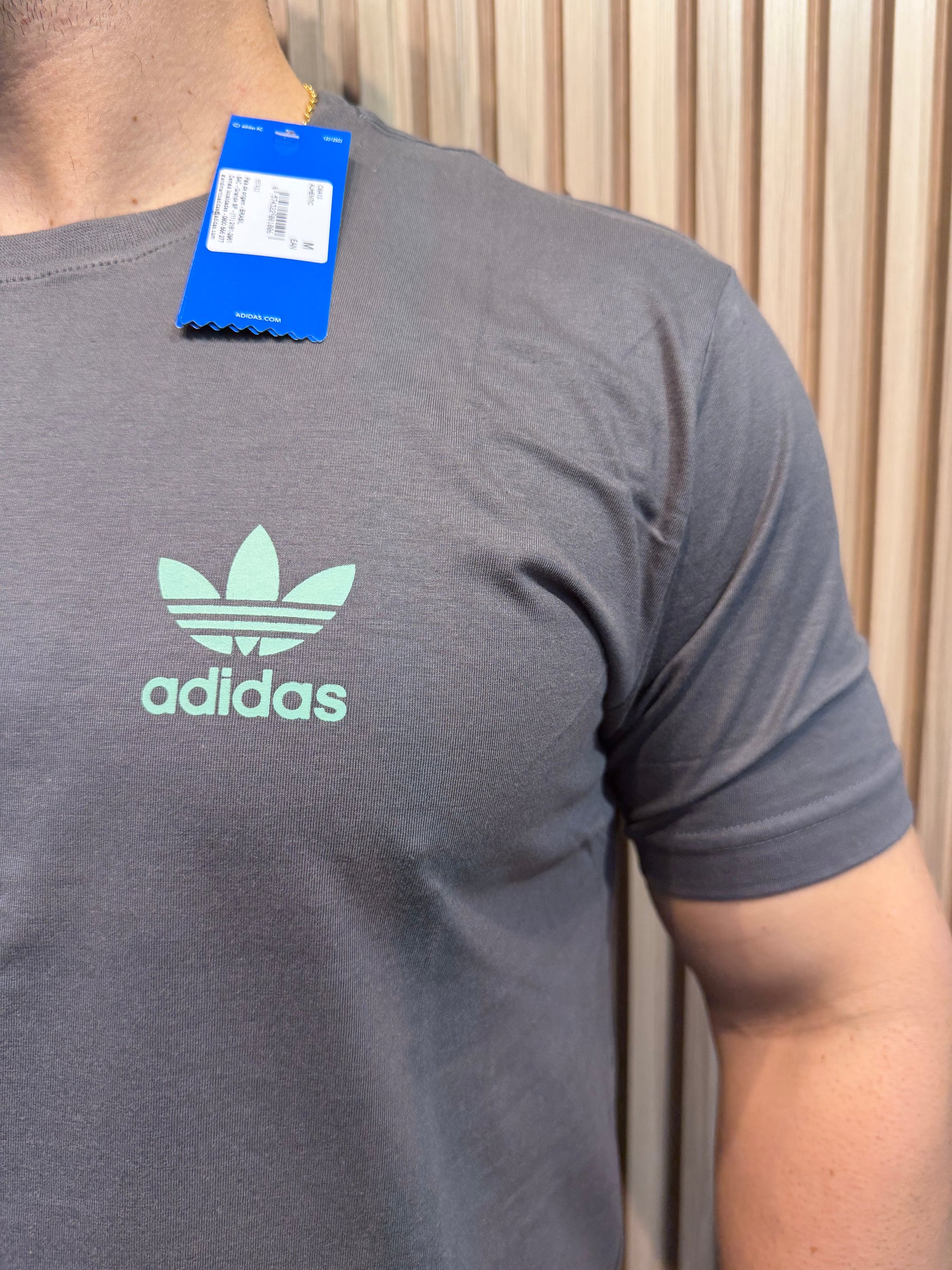Camiseta Adidas Classic Algodão - Malha 30.1