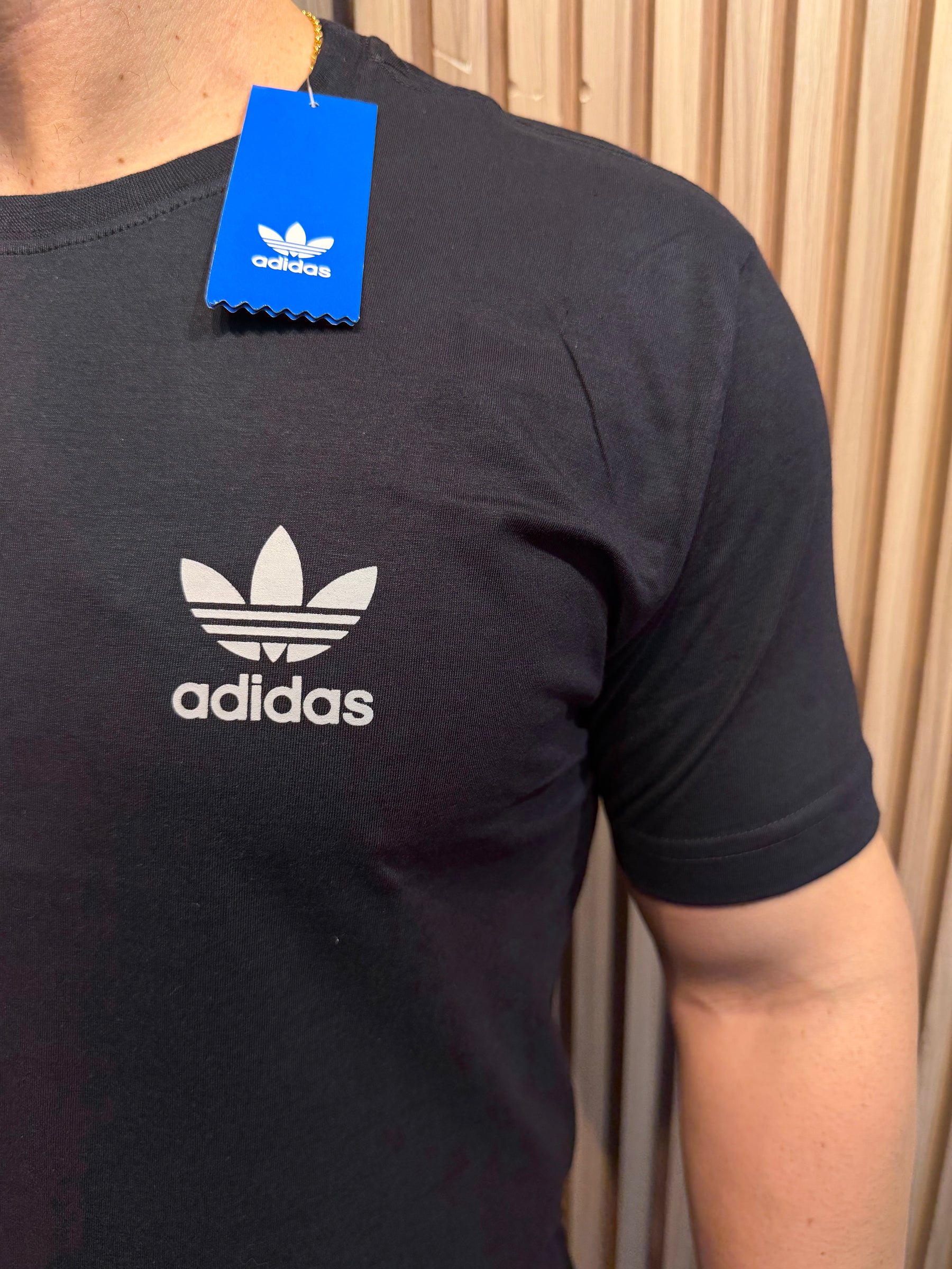 Camiseta Adidas Classic Algodão - Malha 30.1