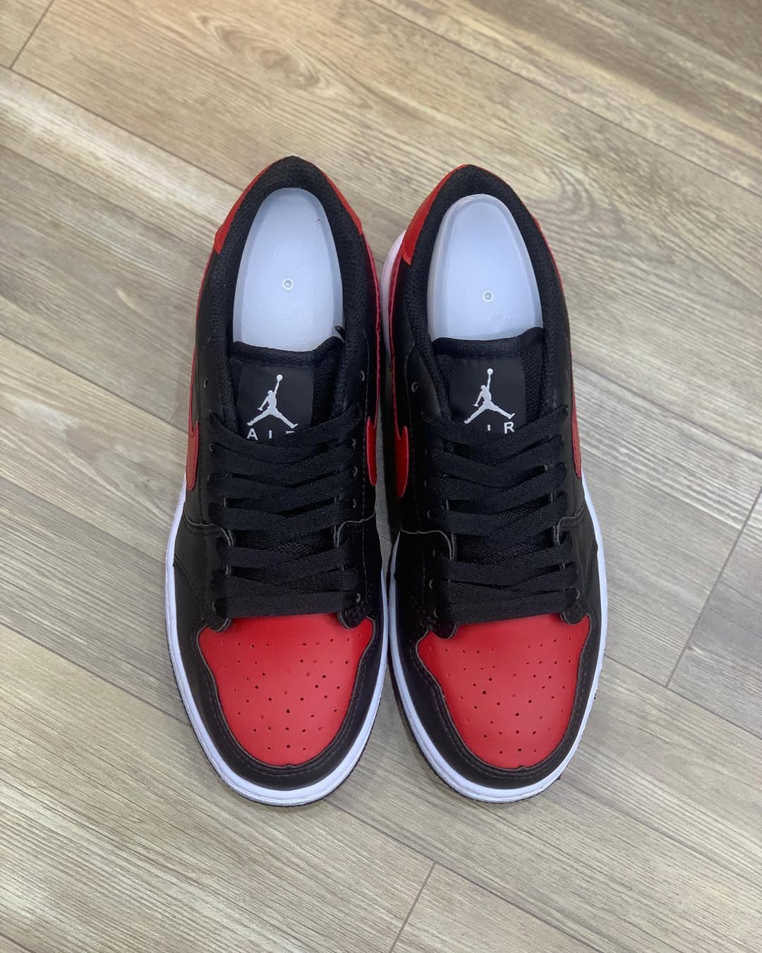 Tênis Nike Air Jordan 1 Low - Importado Premium