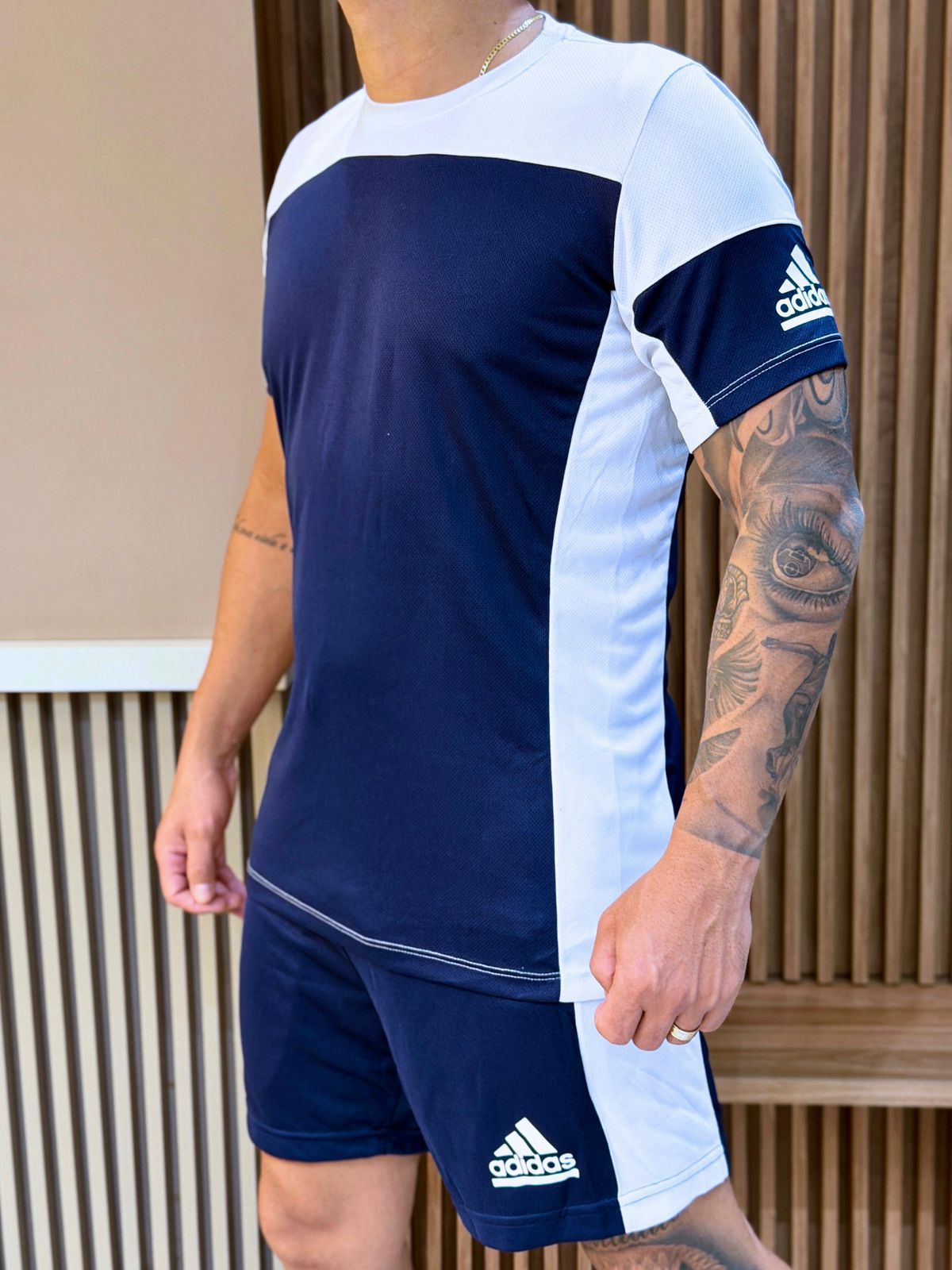 Conjunto Masculino Adidas Dri-Fit Bicolor – Camiseta e Shorts Esportivo