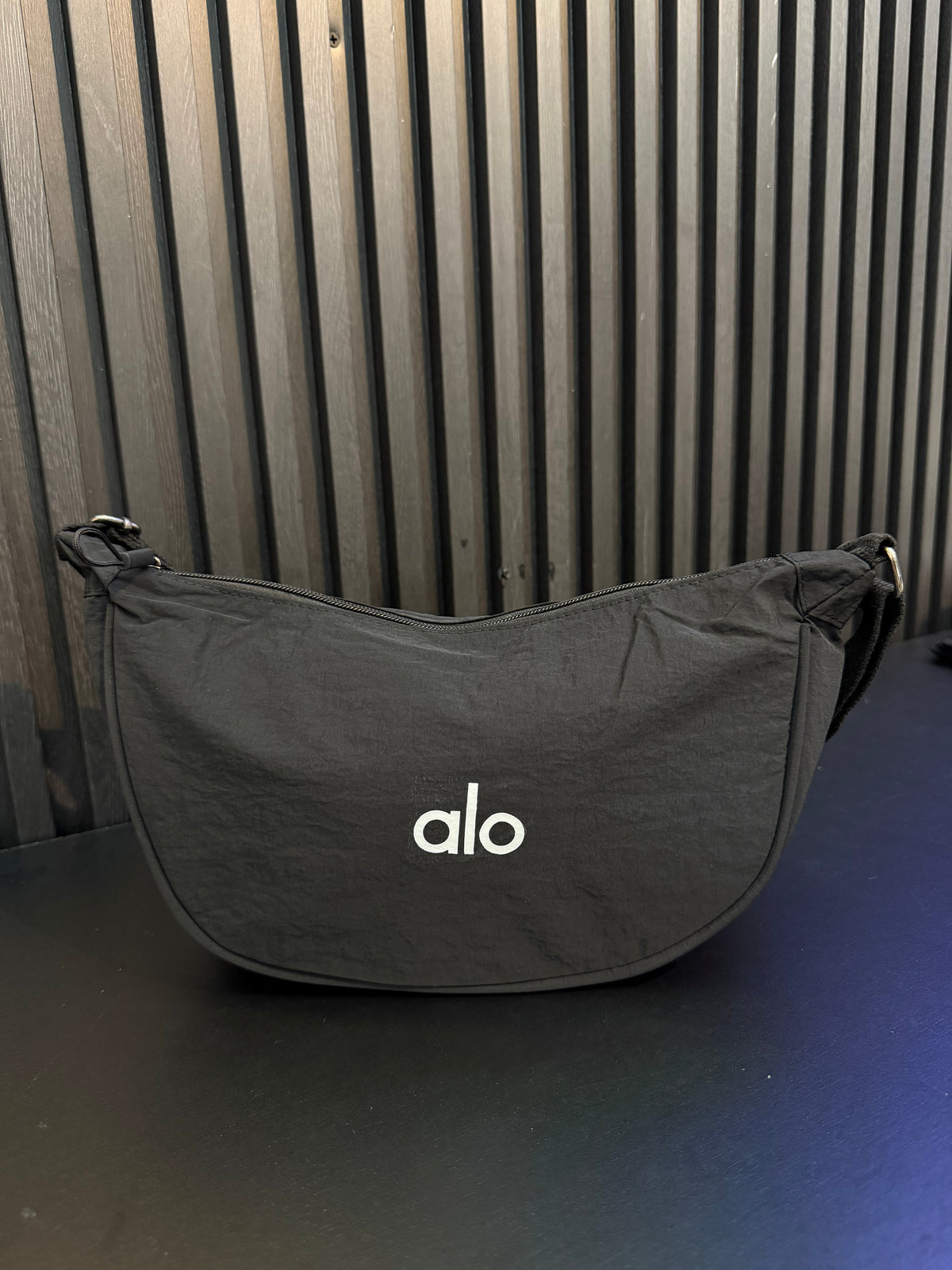 Bolsa Transversal Alo Crescente - Preta