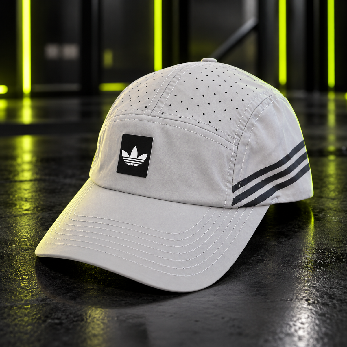 Boné Adidas - Cinza