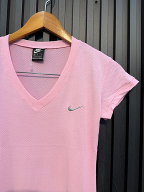 Camiseta Dri-Fit Nike – Feminino