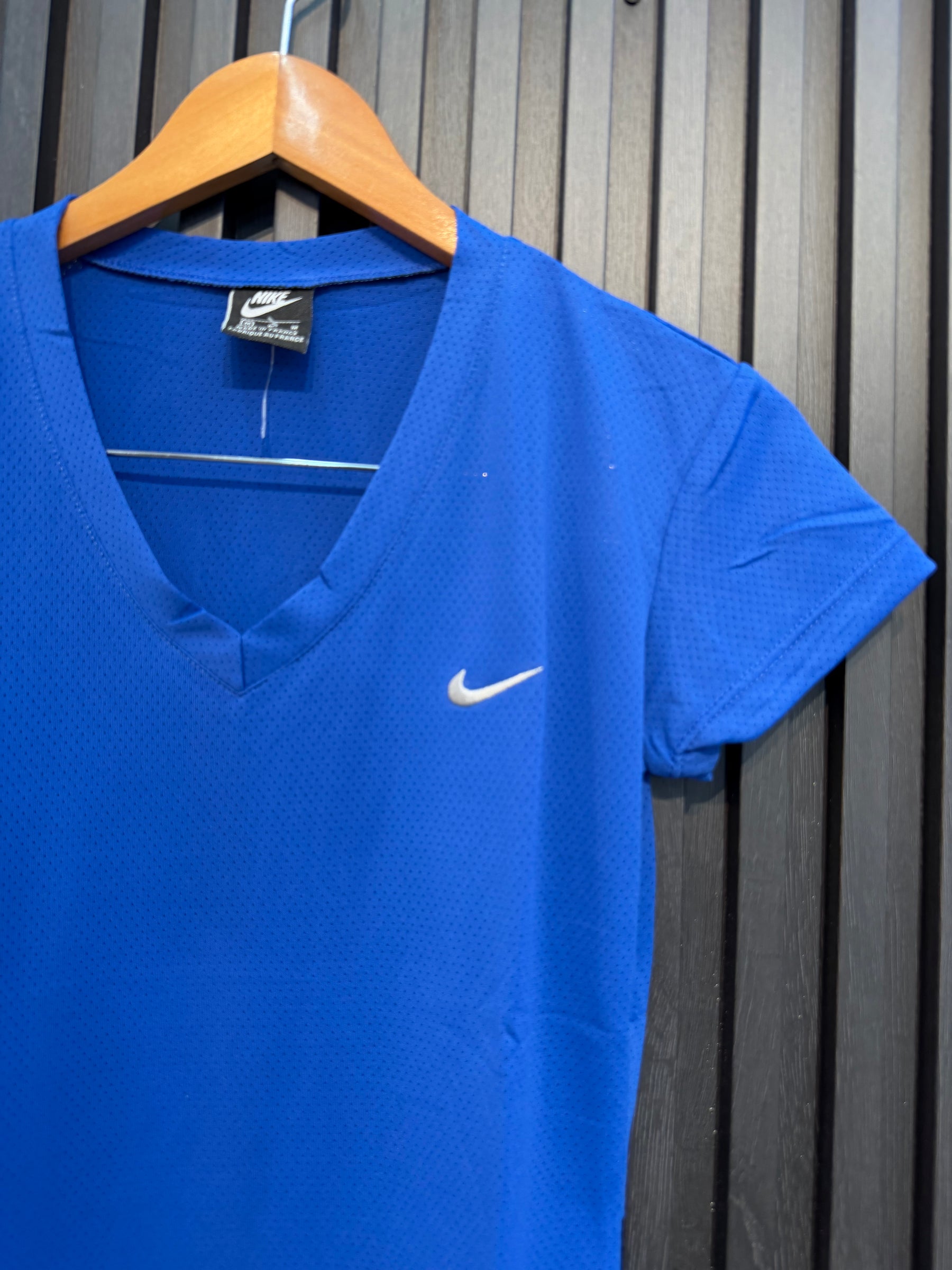Camiseta Dri-Fit Nike – Feminino