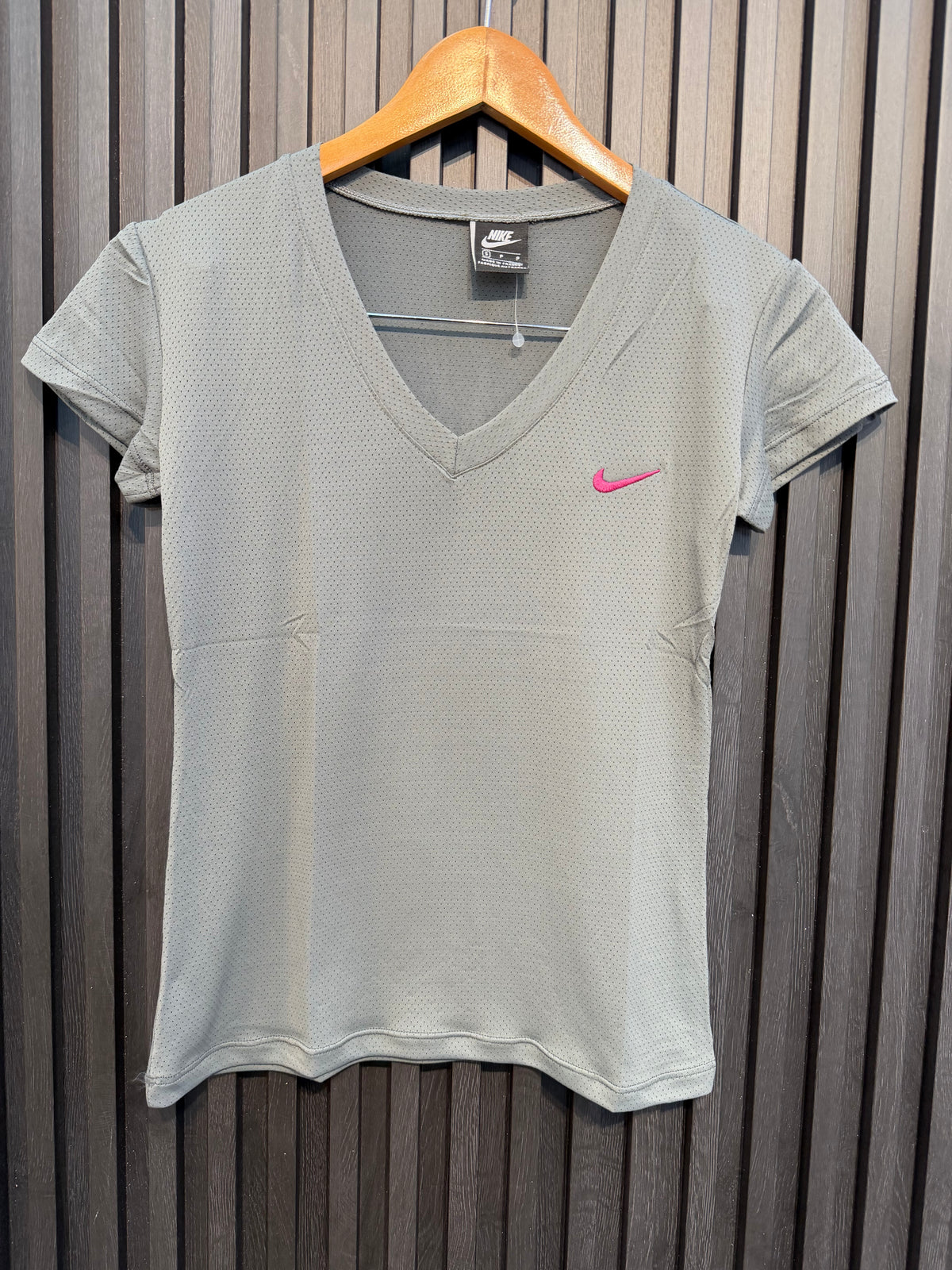 Camiseta Dri-Fit Nike – Feminino