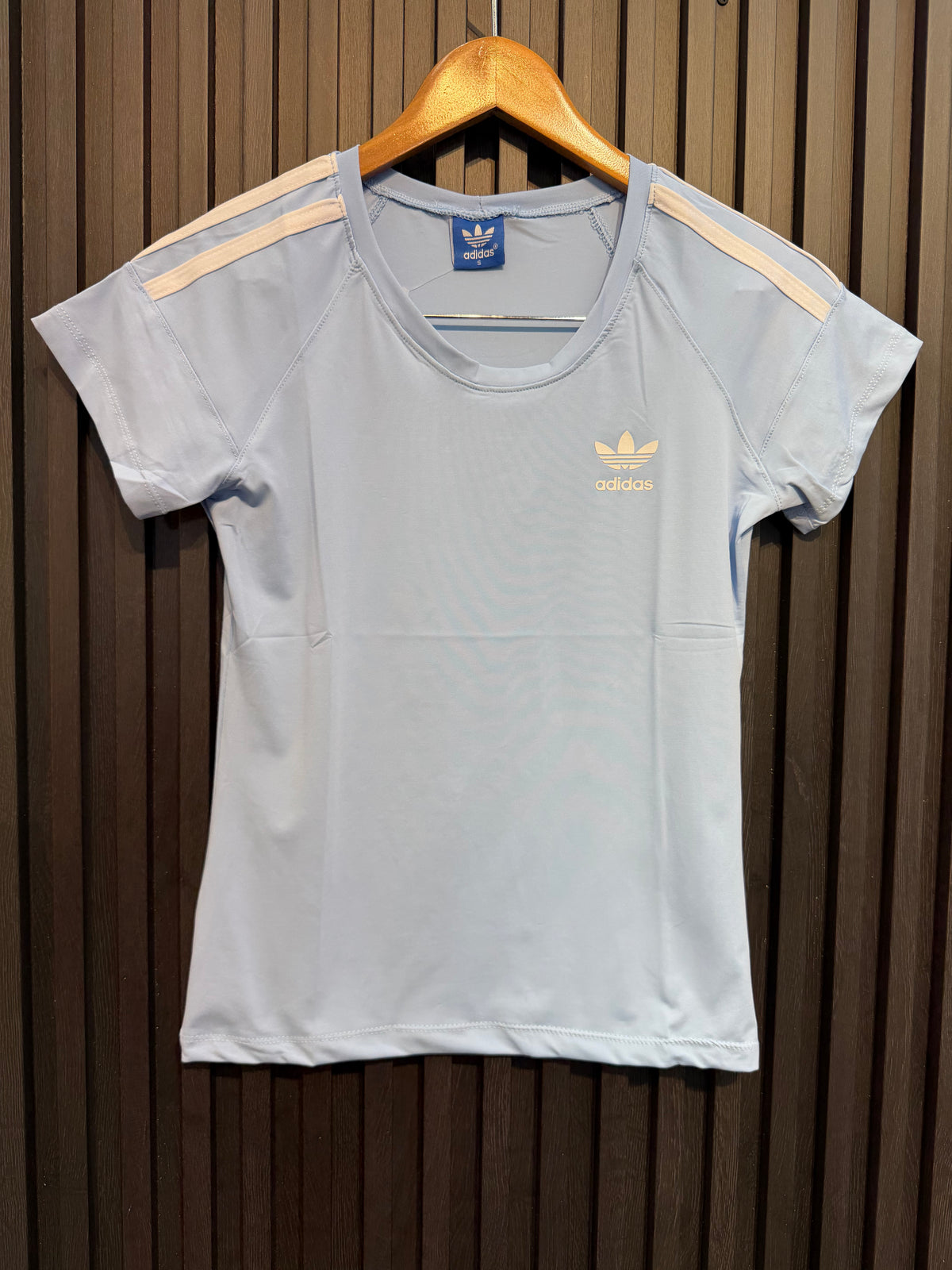 Camiseta Dri-Fit Adidas – Feminino