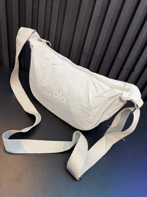 Bolsa Transversal Alo Crescente - Creme