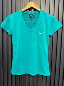 Camiseta Dri-Fit Nike – Feminino