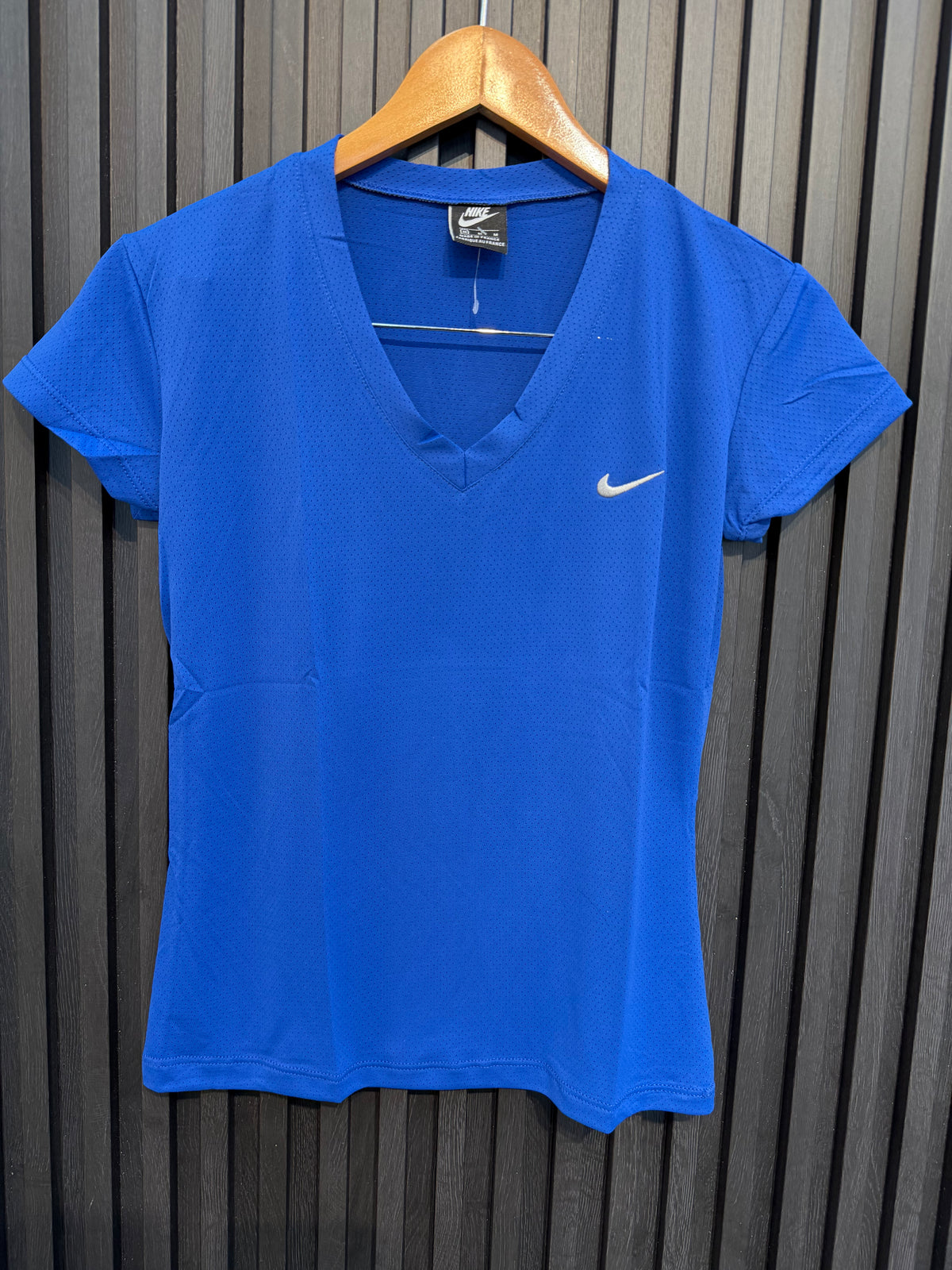 Camiseta Dri-Fit Nike – Feminino