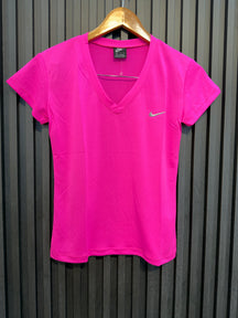 Camiseta Dri-Fit Nike – Feminino