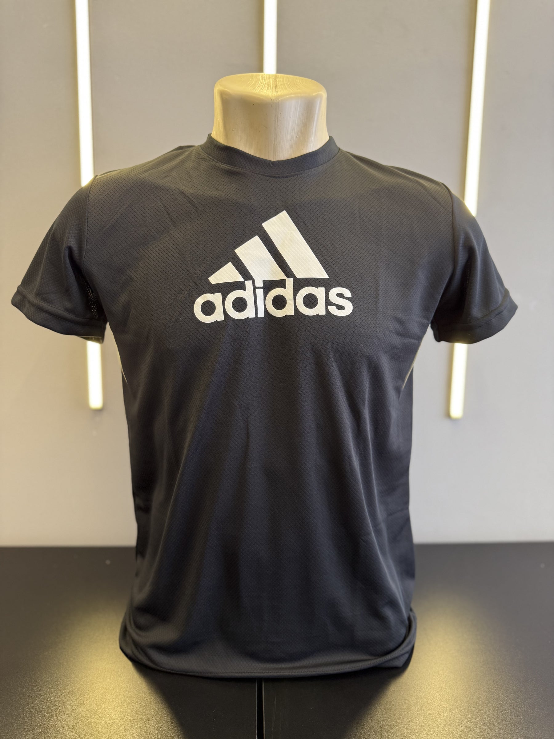 Camiseta adidas  dri-fit unidade