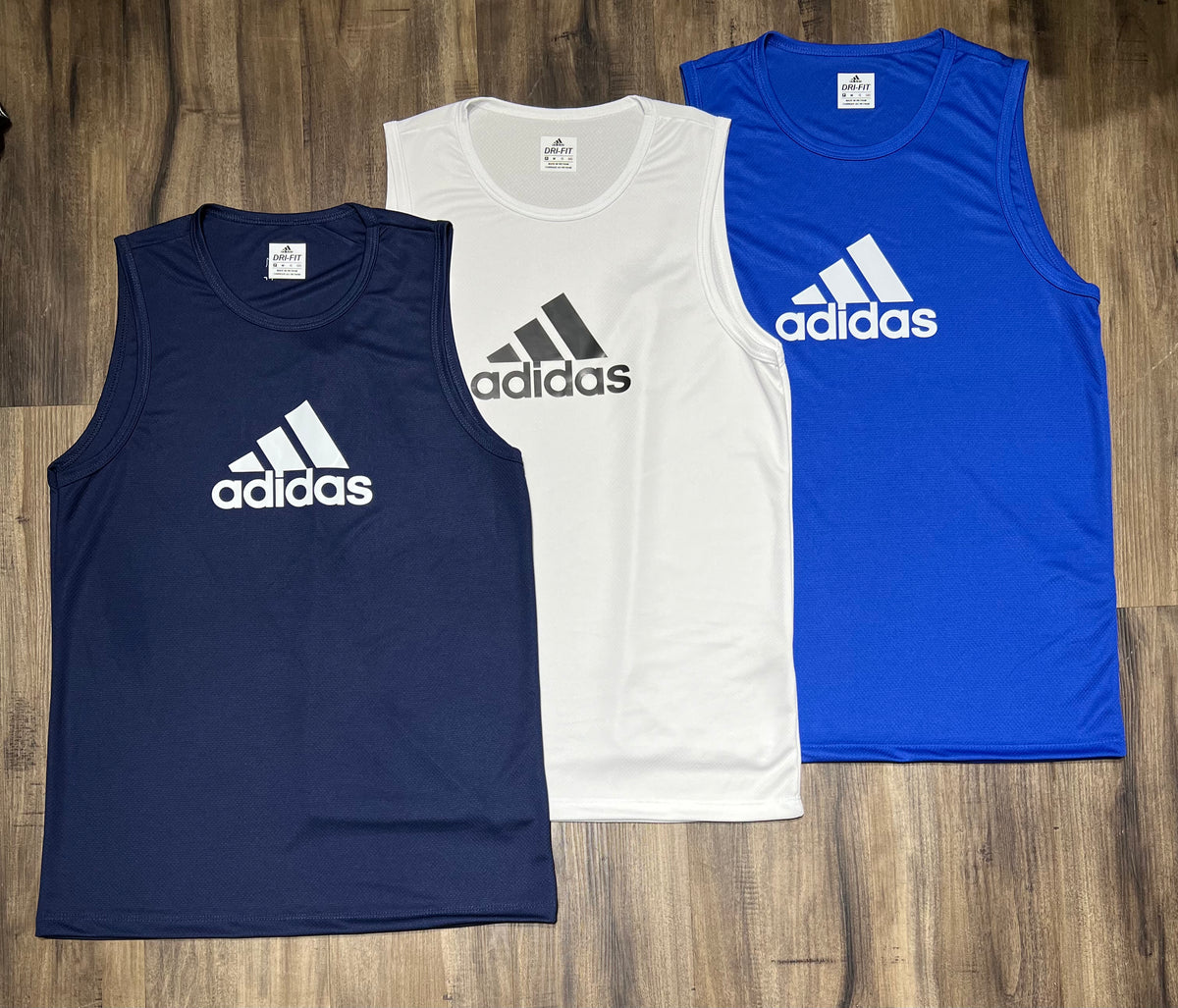 Kit com 3 regatas adidas dri-fit