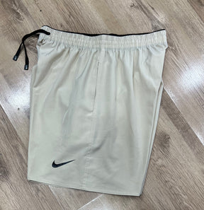 Bermuda Nike mauricinho dri-fit unidade