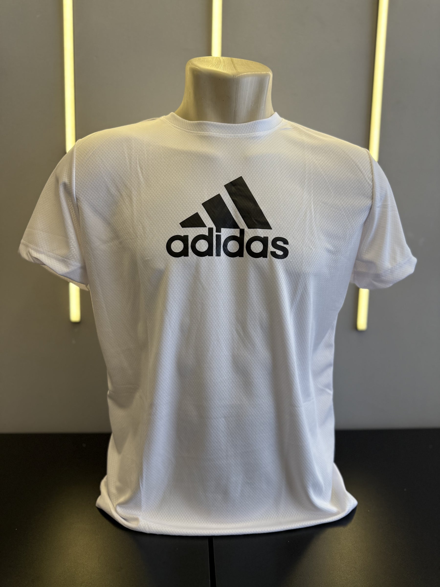 Camiseta adidas  dri-fit unidade