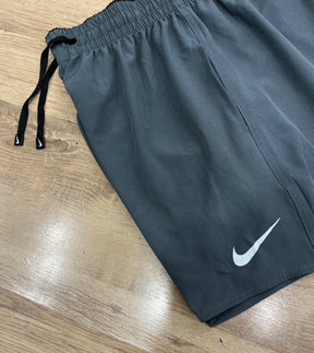 Bermuda Nike mauricinho dri-fit unidade