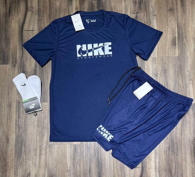 Oferta Kit nike camiseta shorts e meia