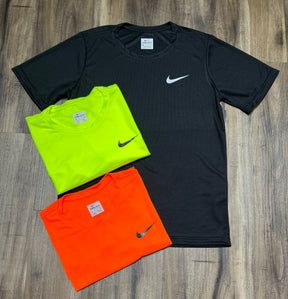 Kit com 3 camisetas nike dri-fit