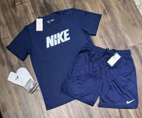 Oferta Kit nike camiseta shorts e meia