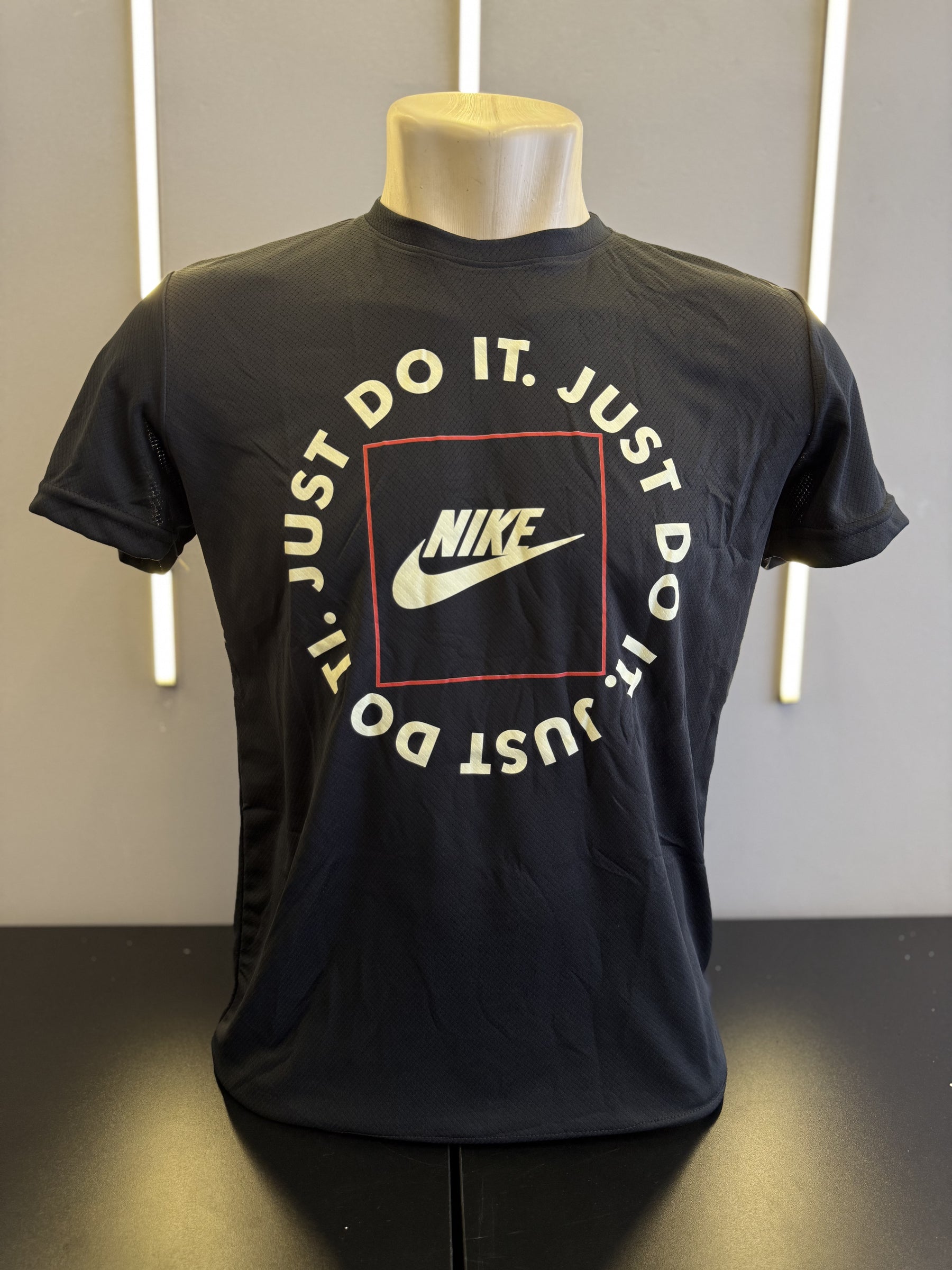 Camiseta nike dri-fit unidade