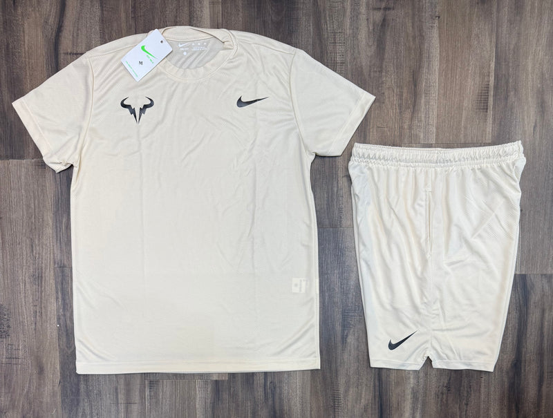 Mega promocao camiseta e shorts