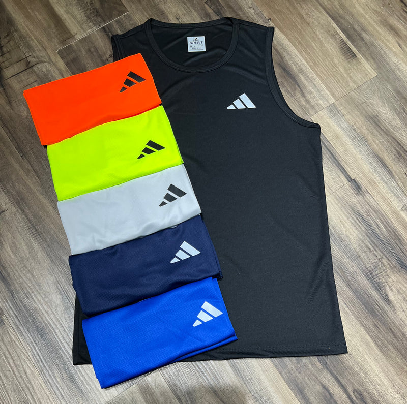 Kit especial com 6 regatas adidas dri-fit
