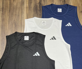 Kit com 3 regatas adidas dri-fit