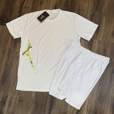 Conjunto camiseta e shorts Mizuno