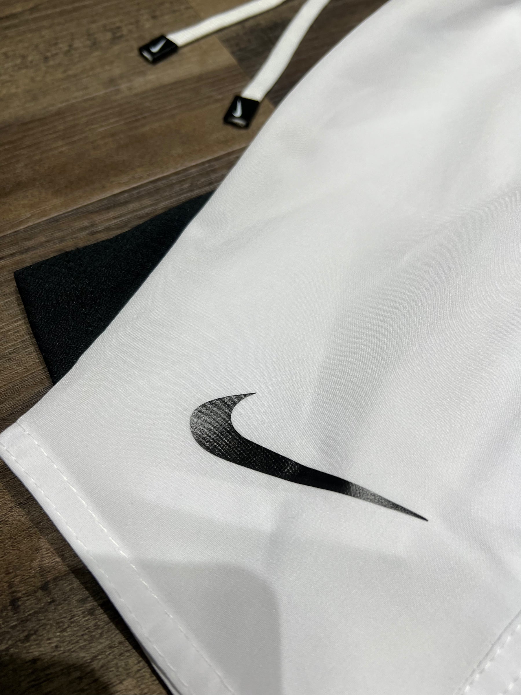 Oferta Kit nike camiseta shorts e meia